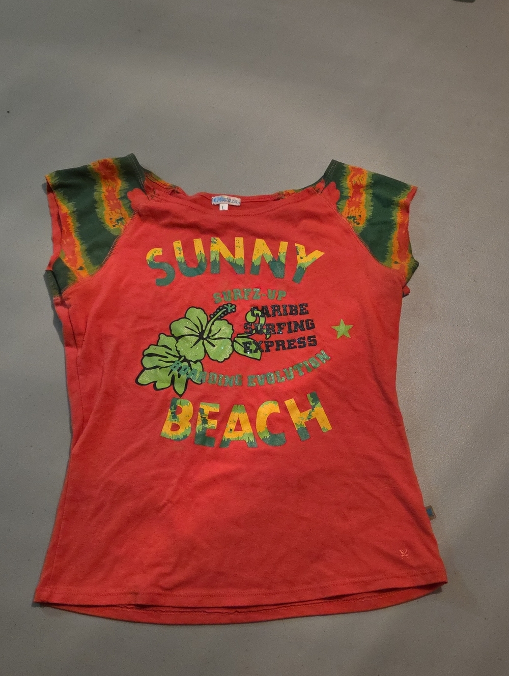 Large Mostaza Y2K Caribe Surfing Express Graphic Cap Sleeve Top